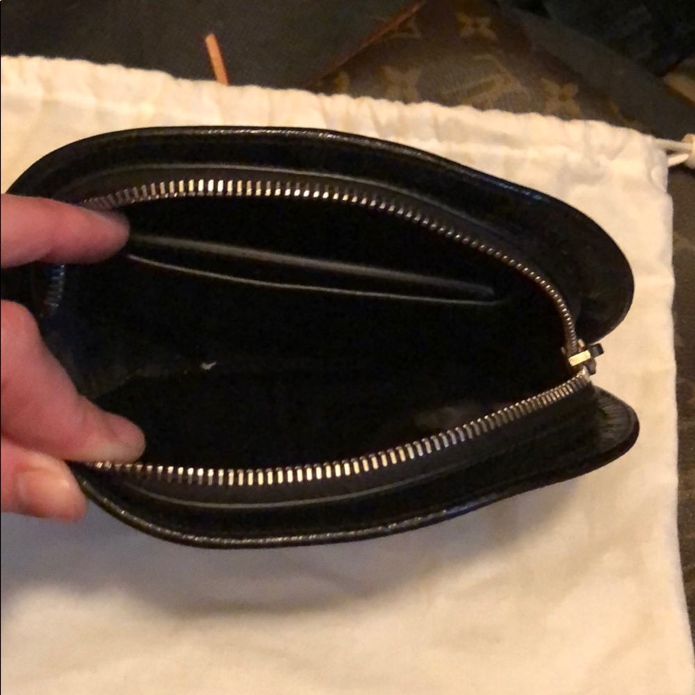 Brand new never used Balenciaga makeup clutch - Picture 4 of 4